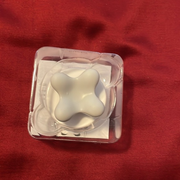 Mary Kay Skinvigorate Sonic Facial Massage Head - White - Picture 3 of 3